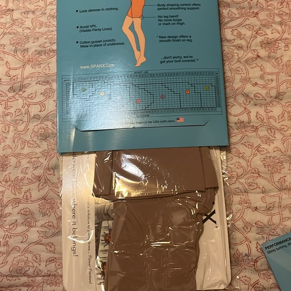 NWT SPANX BARE COLOR. SIZE C - Picture 4 of 4